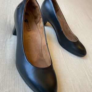 Shoes for Crews heels “Olivia” size 8.5